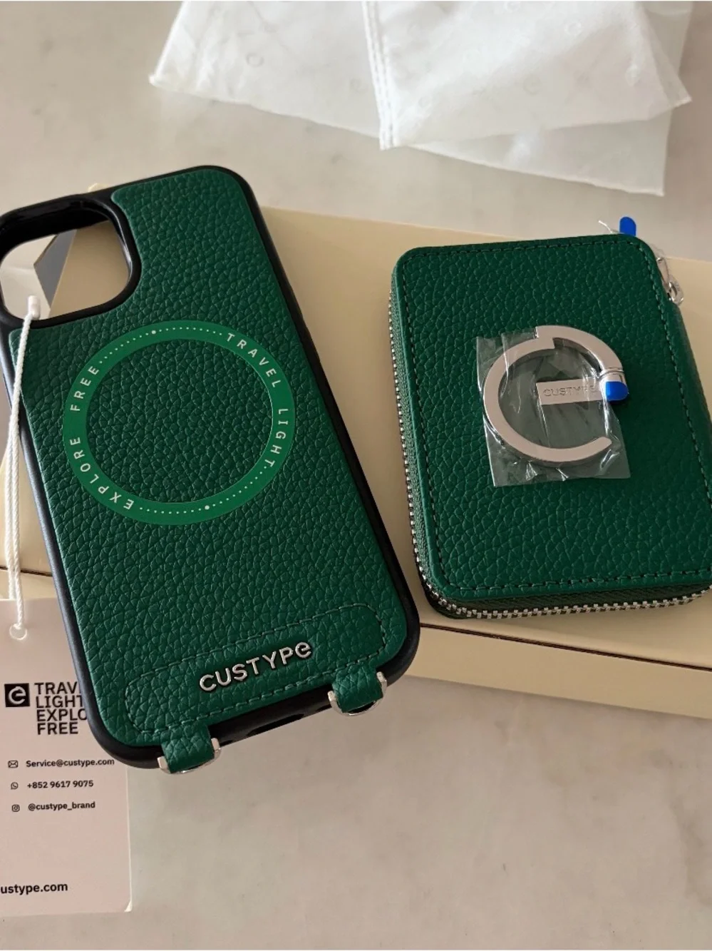 Green Leather Texture Phone Case & Zip Wallet Set - iPhone 14
